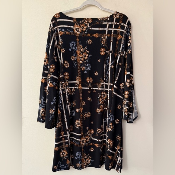 Avenue Knee Length Shift Dress, Boho Pattern, Black Floral and Chain-Link, Sz 20 - Picture 7 of 7